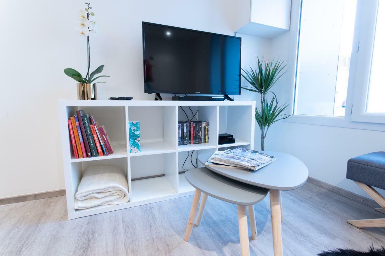 Appartement au pied de la cathédrale Reims Esterno foto